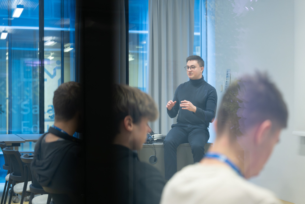 Szkolenie przygotowujące młodzież do udziału w XI edycji Turnieju Debat Historycznych IPN. Fot.: IPN Krzysztof Łojko