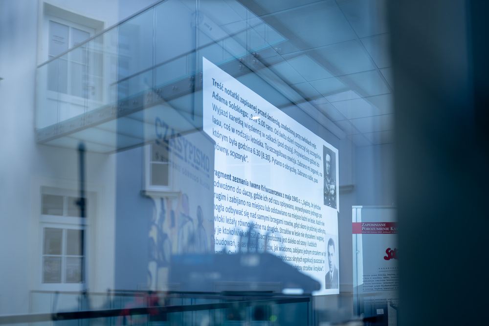 Wykład „Katyń. Fakty – opinie – kłamstwa” dla słuchaczy Uniwersytetu Trzeciego Wieku w Rudach. Fot.: IPN Krzysztof Łojko