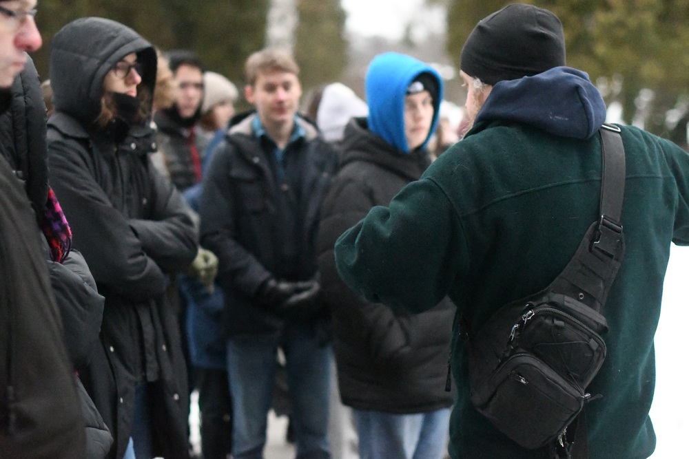 Wyjazd uczestników projektu IPN „Łączka i inne miejsca poszukiwań” do Warszawy. Fot. Adam Kondracki/IPN