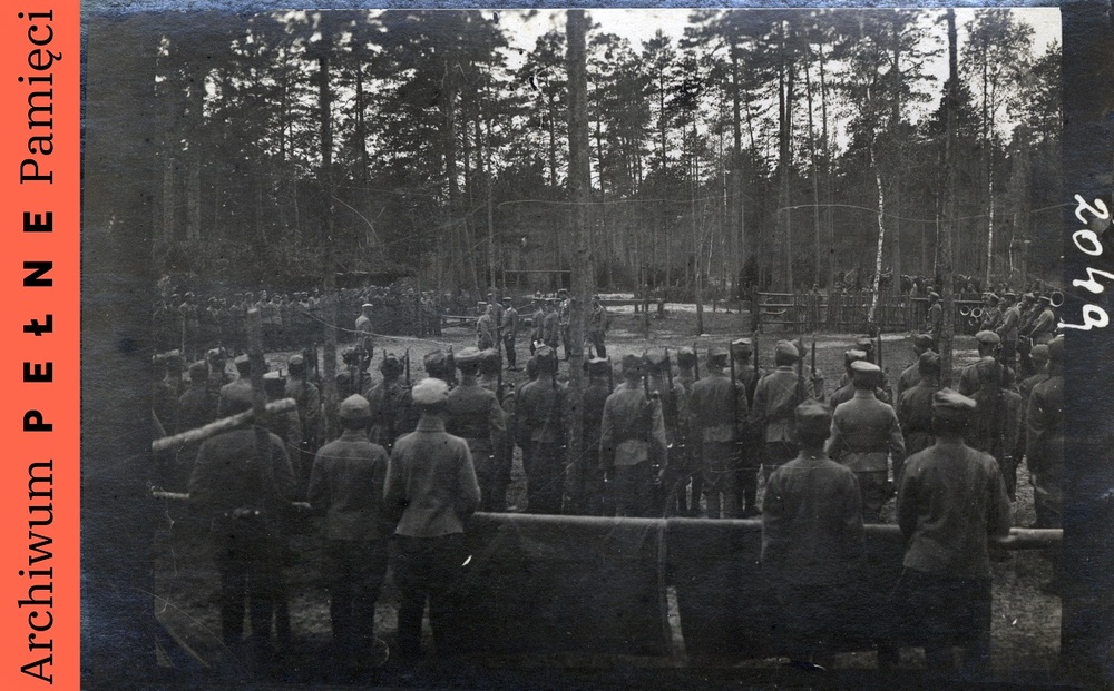 Dekoracja żołnierzy 6 Pułku Piechoty, Jastków, sygn. IPN Ka 454/200