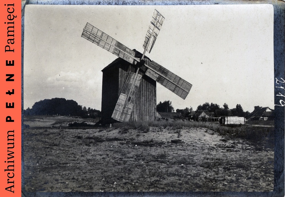 Drewniany wiatrak, Stobychwa, sygn. IPN Ka 454/200
