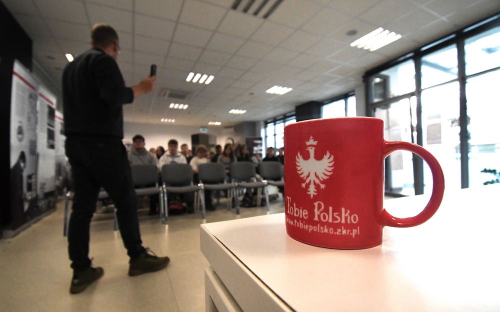 Piąte spotkanie w ramach projektu edukacyjnego „Łączka i inne miejsca poszukiwań”. Fot. Adam Kondracki/IPN