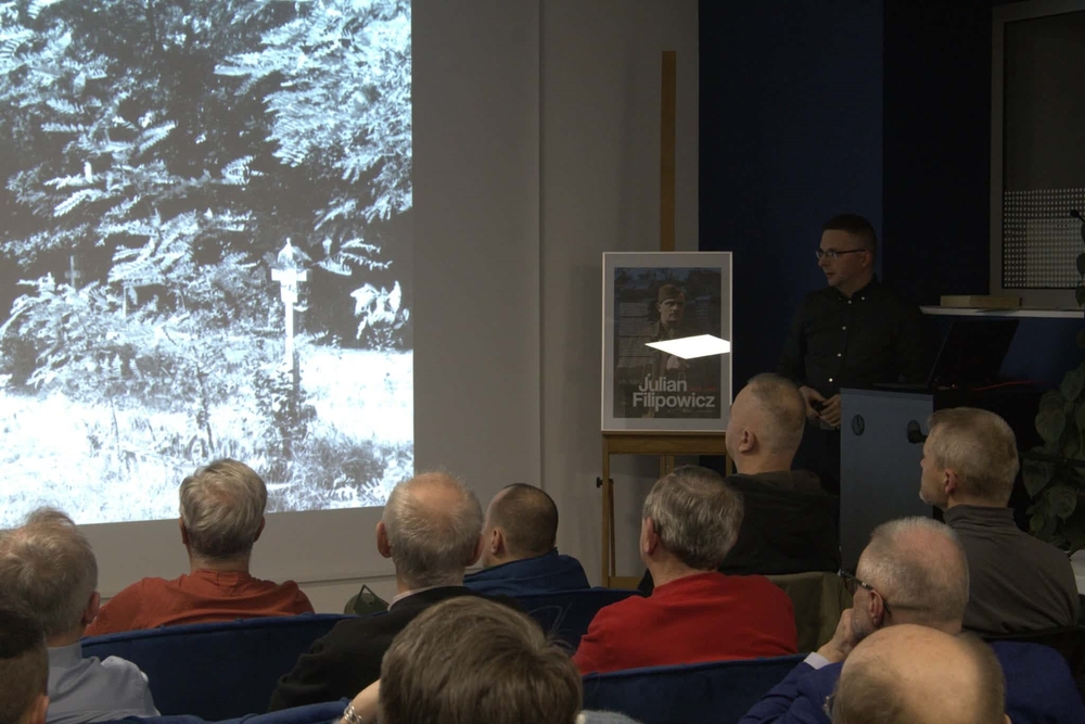 Wykład Adama Kurusa „Bitwa pod Janowem 1939”. Fot. Hubert Słabik/IPN