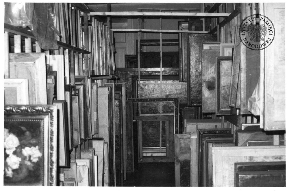 Magazyn obrazów (IPN Ka 047/1917)