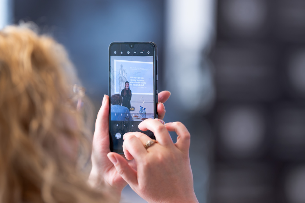 „W kręgu poezji i prozy lagrowej więźniarek KL Ravensbrück im. Wandy Półtawskiej”. Fot.: IPN Krzysztof Łojko