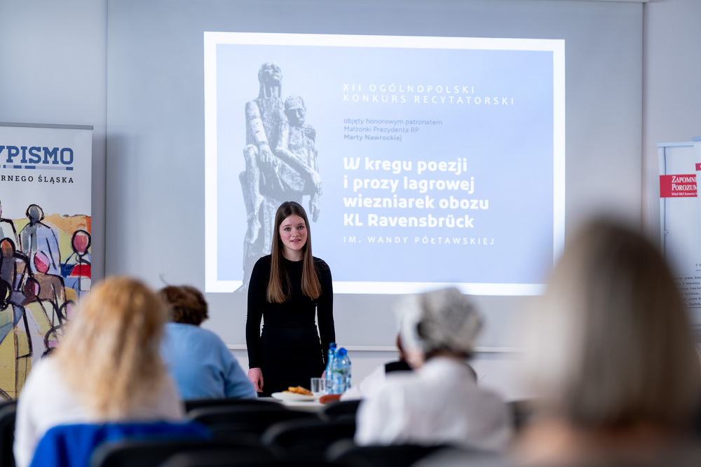 „W kręgu poezji i prozy lagrowej więźniarek KL Ravensbrück im. Wandy Półtawskiej”. Fot.: IPN Krzysztof Łojko