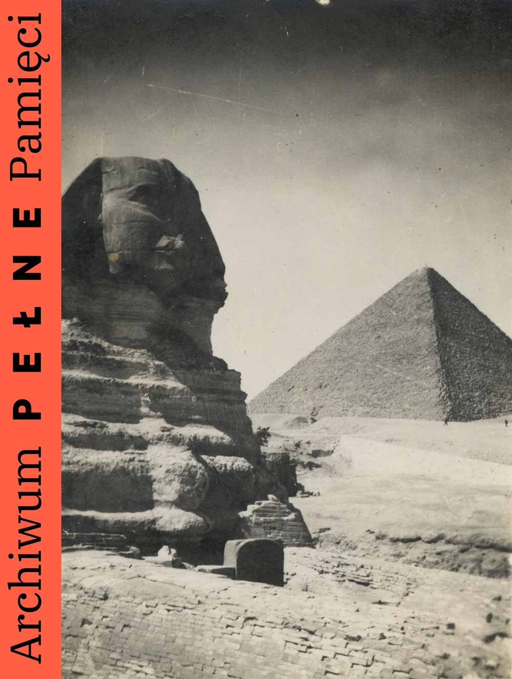 Piramida Cheopsa oraz Wielki Sfinks w Gizie, sygn. IPN Ka 1077/17