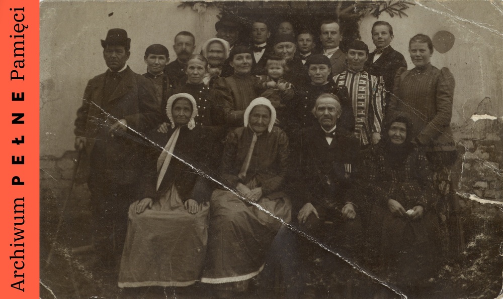 Fotografia rodziny Jana Stańkusza, sygn. IPN Ka 1077/17