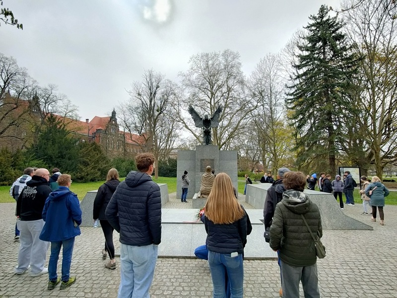 Edukacyjny wyjazd podbeskidzkich licealistów. Fot. Artur Kasprzykowski/IPN