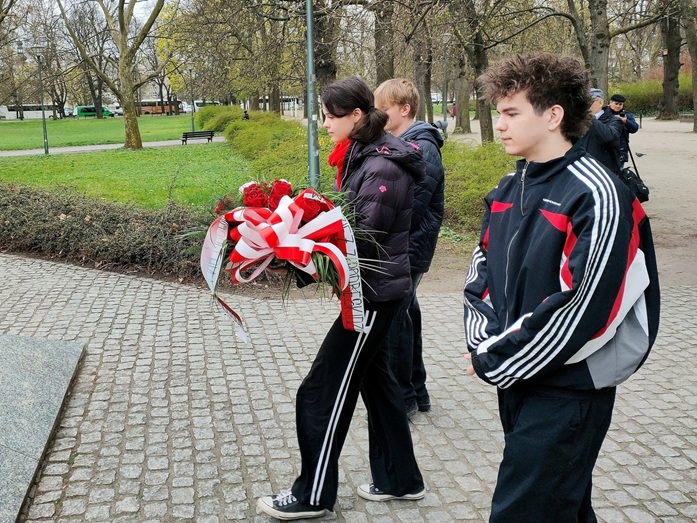 Edukacyjny wyjazd podbeskidzkich licealistów. Fot. Artur Kasprzykowski/IPN