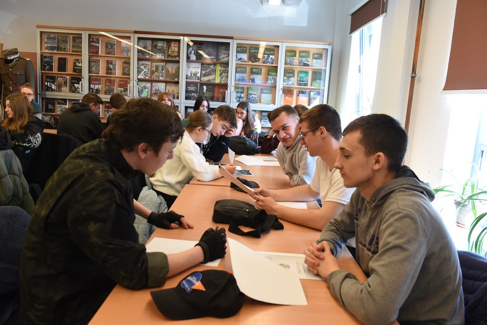 Zajęcia edukacyjne „Co kryją archiwa IPN?”. Fot. Monika Kobylańska/IPN