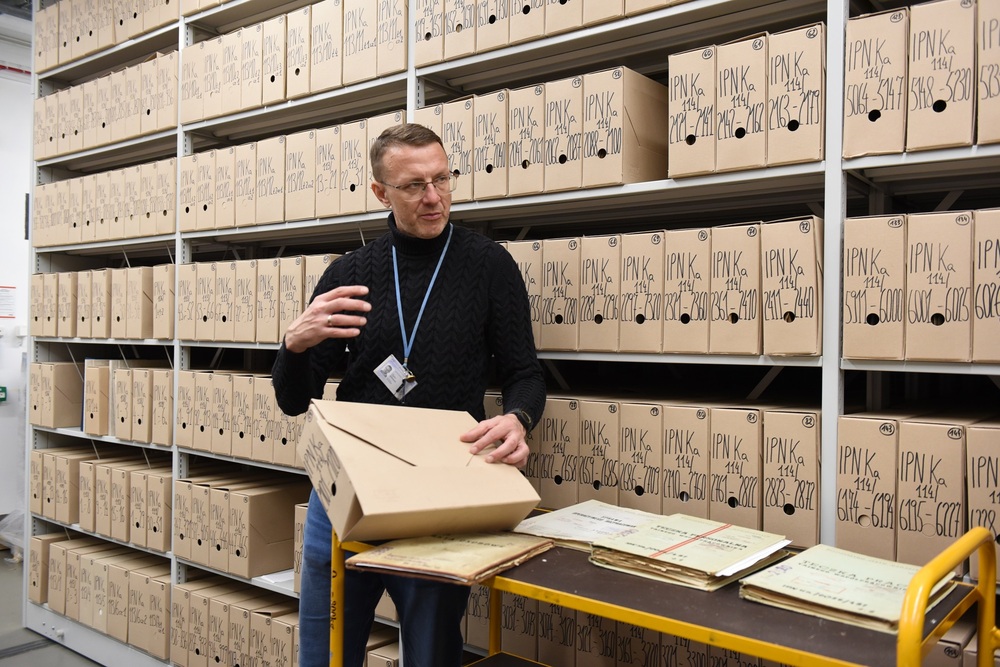 Zajęcia edukacyjne „Co kryją archiwa IPN?”. Fot. Monika Kobylańska/IPN