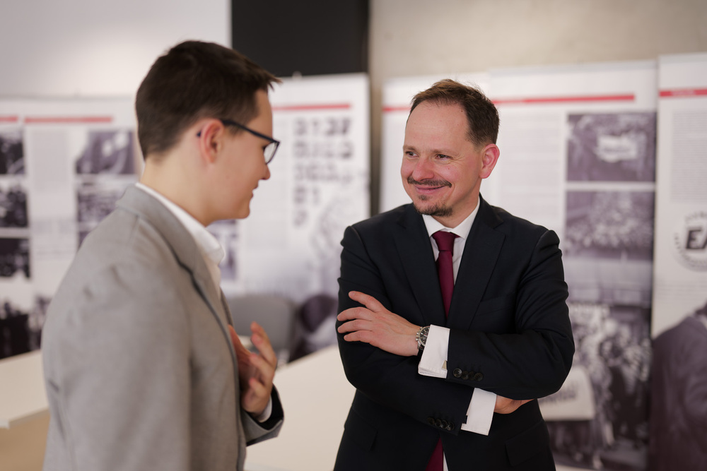 inał Miejskiego Konkursu Biograficznego „Światło w mroku. Odwaga. Solidarność. Człowieczeństwo”. Fot.: IPN Krzysztof Łojko
