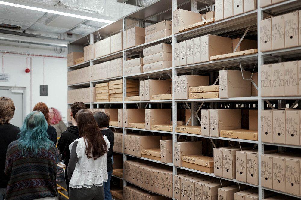 Zajęcia edukacyjne i wizyta studentów w Oddziałowym Archiwum IPN w Katowicach. Fot.: IPN Krzysztof Łojko