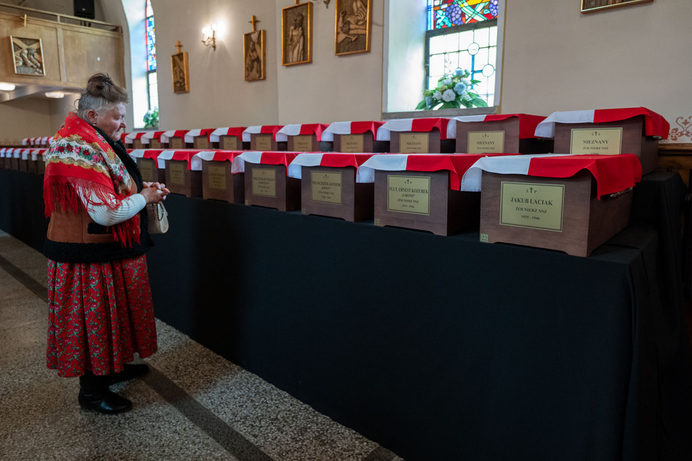 Uroczystości pogrzebowe żołnierzy NSZ ze zgrupowania kpt. Henryka Flamego „Bartka” – Kamesznica, 7 maja 2026. Fot.: IPN Krzysztof Łojko