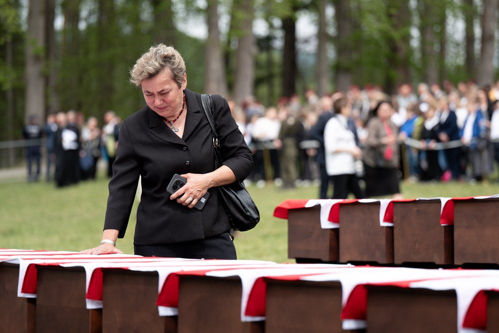 Uroczystości pogrzebowe żołnierzy NSZ ze zgrupowania kpt. Henryka Flamego „Bartka” – Kamesznica, 7 maja 2026. Fot.: IPN Krzysztof Łojko