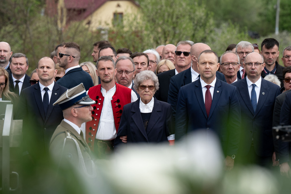 Uroczystości pogrzebowe żołnierzy NSZ ze zgrupowania kpt. Henryka Flamego „Bartka” – Kamesznica, 7 maja 2026. Fot.: IPN Krzysztof Łojko