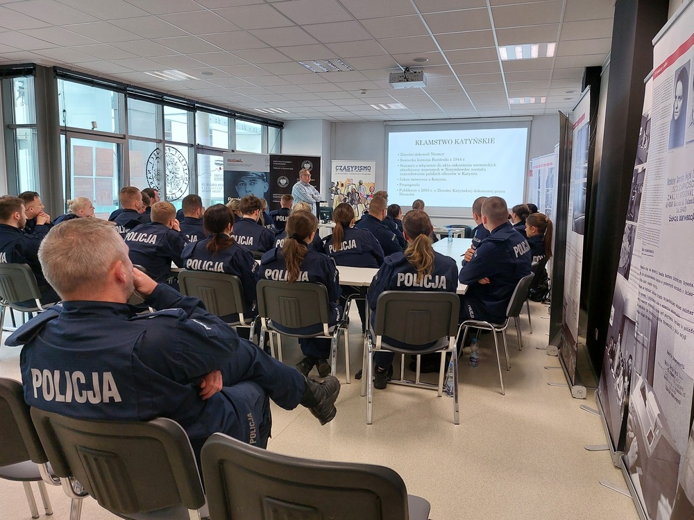 Projekt edukacyjny „Śląscy Policjanci – Ofiary Zbrodni Katyńskiej”.