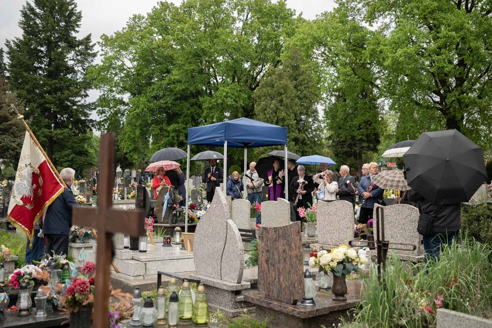 roczystość oznaczenia wspólnego grobu Piotra Błaszaka i Heliodora Rozynka plakietą „Grób Weterana Walk o Wolność i Niepodległość Polski” – Katowice, 15 maja 2026. Fot.: IPN Krzysztof Łojko