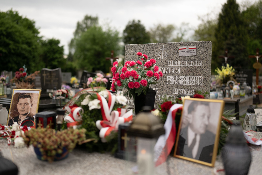 roczystość oznaczenia wspólnego grobu Piotra Błaszaka i Heliodora Rozynka plakietą „Grób Weterana Walk o Wolność i Niepodległość Polski” – Katowice, 15 maja 2026. Fot.: IPN Krzysztof Łojko
