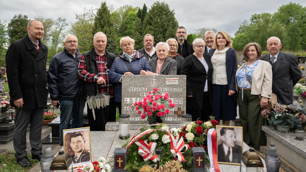 roczystość oznaczenia wspólnego grobu Piotra Błaszaka i Heliodora Rozynka plakietą „Grób Weterana Walk o Wolność i Niepodległość Polski” – Katowice, 15 maja 2026. Fot.: IPN Krzysztof Łojko