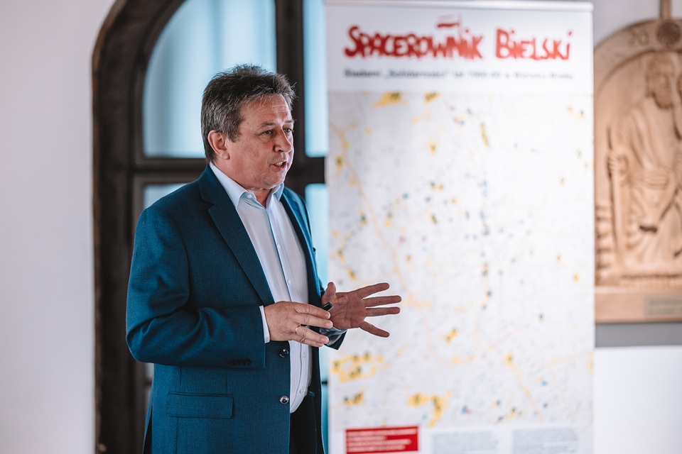 Wykład Artura Kasprzykowskiego „Od Sierpnia do Grudnia. Ślady „Solidarności w Bielsku-Białej i Regionie”. Fot. Zdjęcia: Daniel Franek/ROK