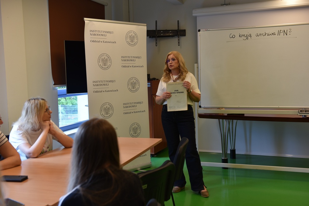 Zajęcia edukacyjne „Co kryją archiwa IPN?” Fot. Monika Kobylańska/IPN