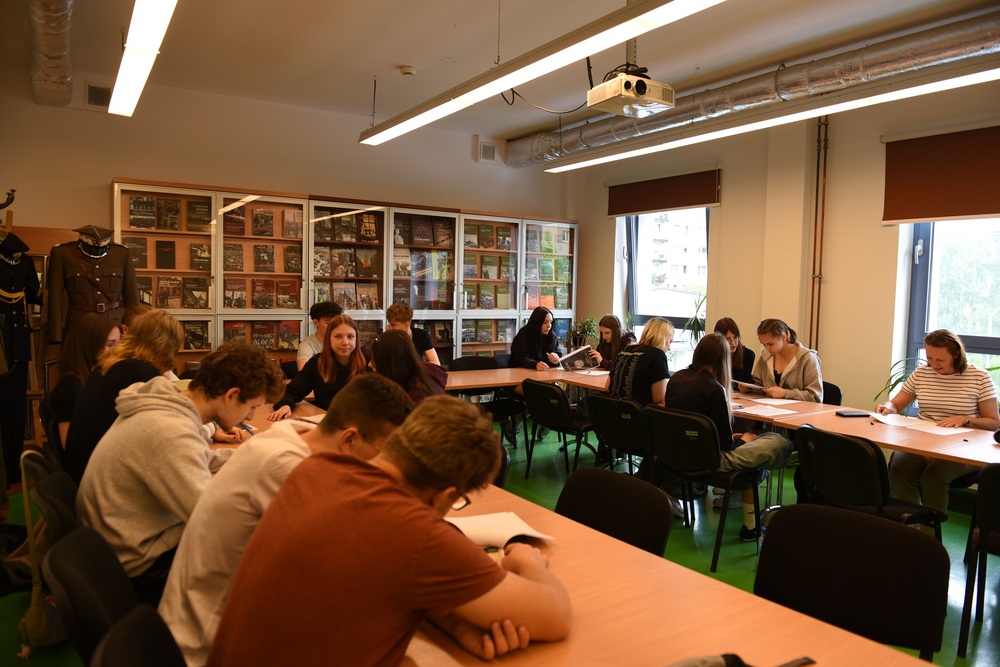 Zajęcia edukacyjne „Co kryją archiwa IPN?” Fot. Monika Kobylańska/IPN