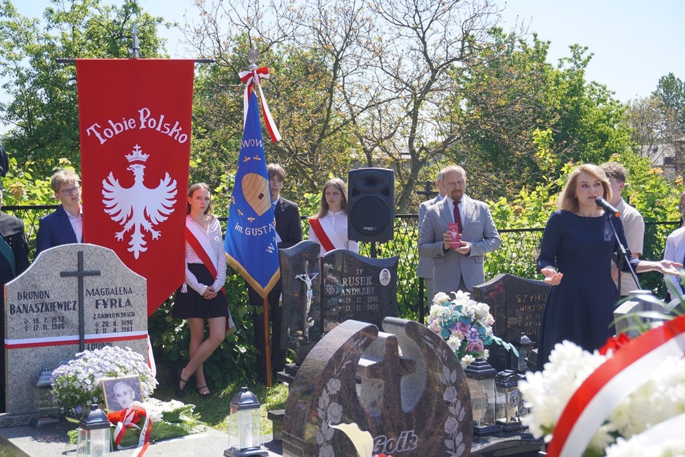 Uroczyste oznaczenie grobu powstańca śląskiego Ludwika Fyrli znakiem pamięci ,,Tobie Polsko” w Żorach. Fot. Sebastian Faucz/UM Żory