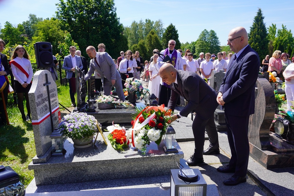 Uroczyste oznaczenie grobu powstańca śląskiego Ludwika Fyrli znakiem pamięci ,,Tobie Polsko” w Żorach. Fot. Sebastian Faucz/UM Żory