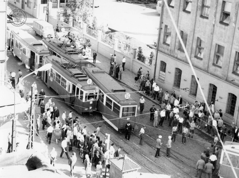 Zderzenie dwóch tramwajów w Łodzi. Data zdarzenia jest nieznana (IPN Ld PF10/608, t. 10)