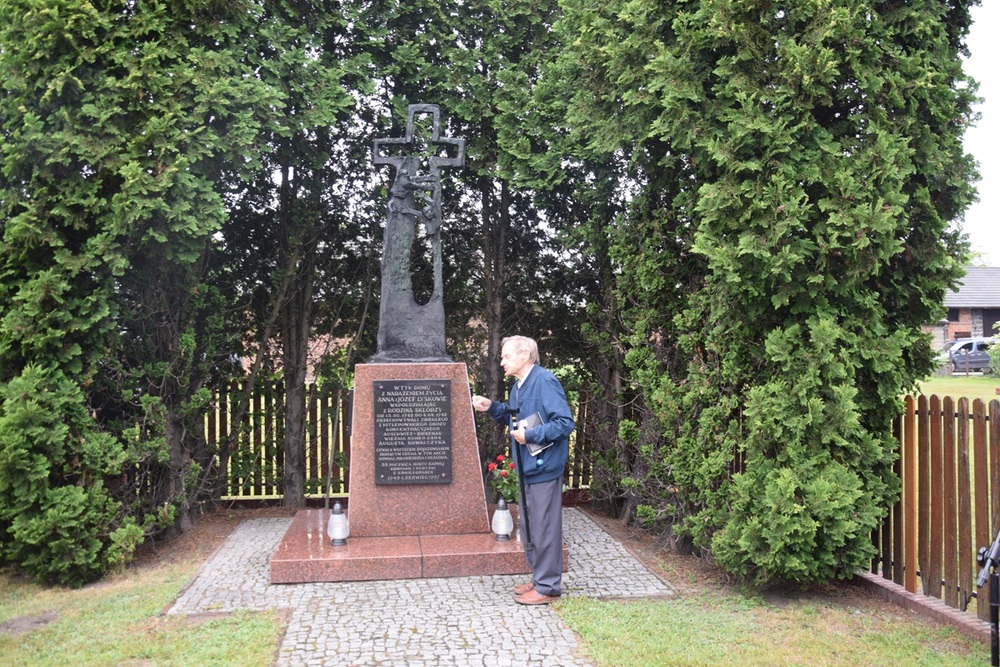 84. rocznica buntu oraz ucieczki więźniów z karnej kompanii z KL Auschwitz II – Birkenau. Fot. Dominik Grabis/IPN