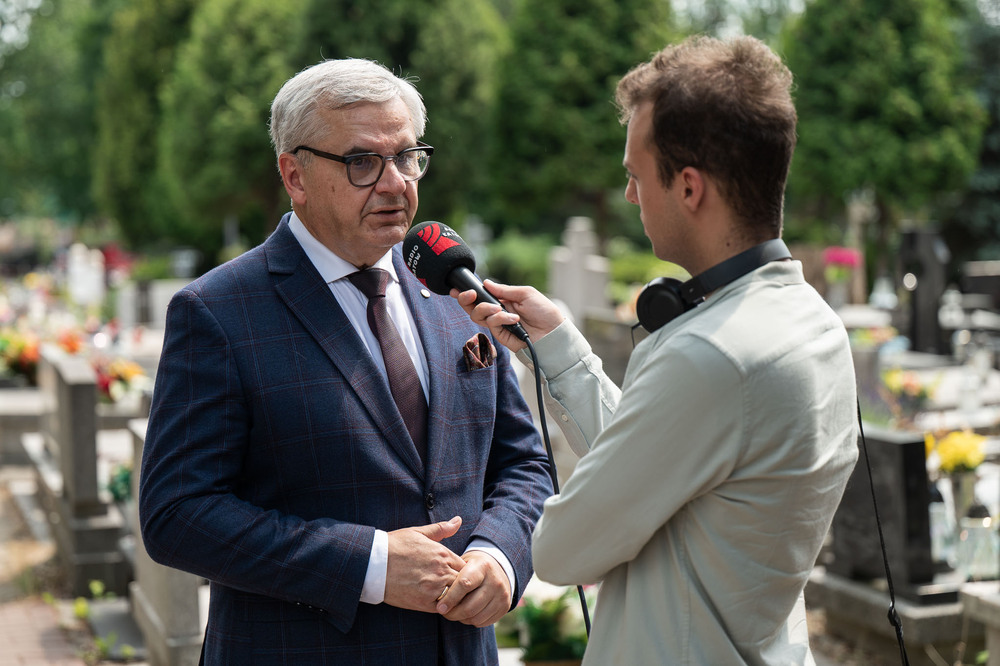 Uroczystość oznaczenia grobów weteranów powstań śląskich znakiem pamięci ,,Tobie Polsko”. Fot.: IPN Krzysztof Łojko