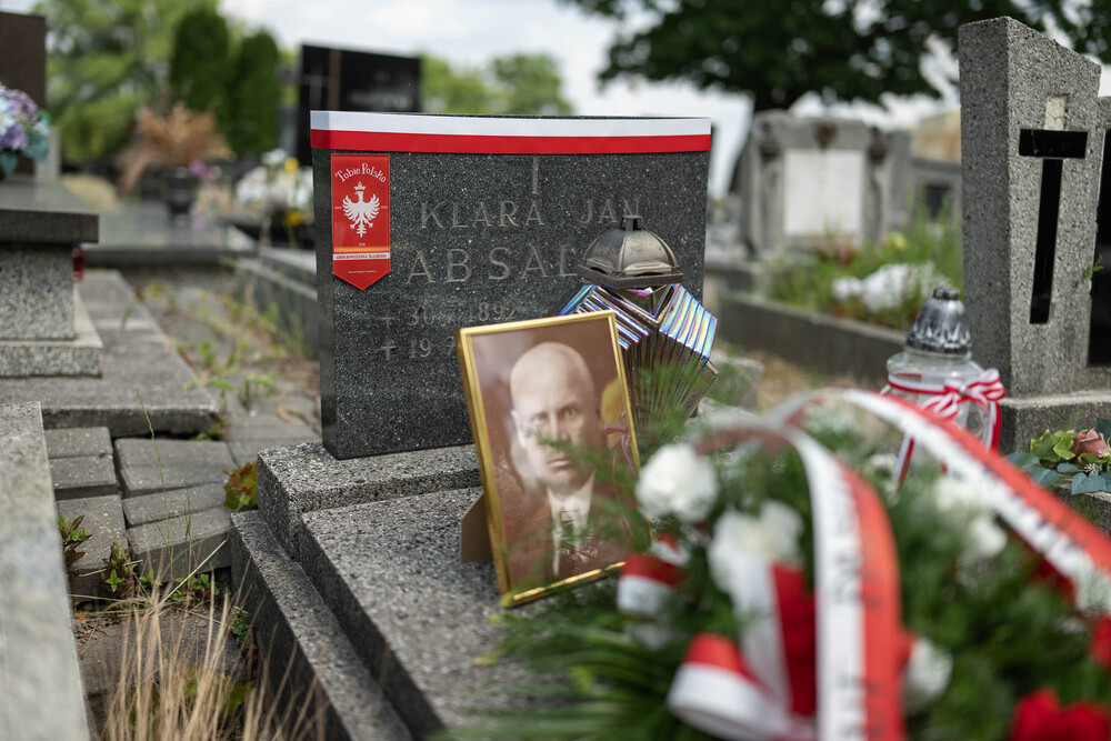 Uroczystość oznaczenia grobów weteranów powstań śląskich znakiem pamięci ,,Tobie Polsko”. Fot.: IPN Krzysztof Łojko