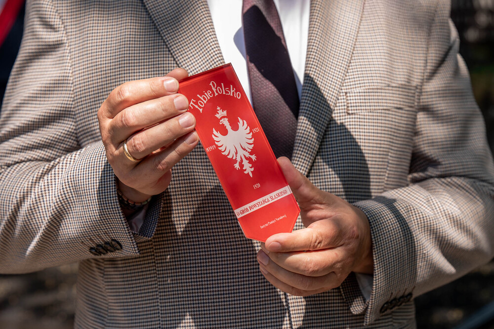 Uroczystość oznaczenia znakiem pamięci „Tobie Polsko” grobu śp. Florentyny i Teofila Pojdów. Fot.: IPN Krzysztof Łojko
