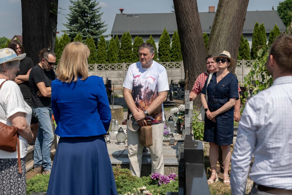 Uroczystość oznaczenia znakiem pamięci „Tobie Polsko” grobu śp. Jana Łapoka. Fot.: IPN Krzysztof Łojko