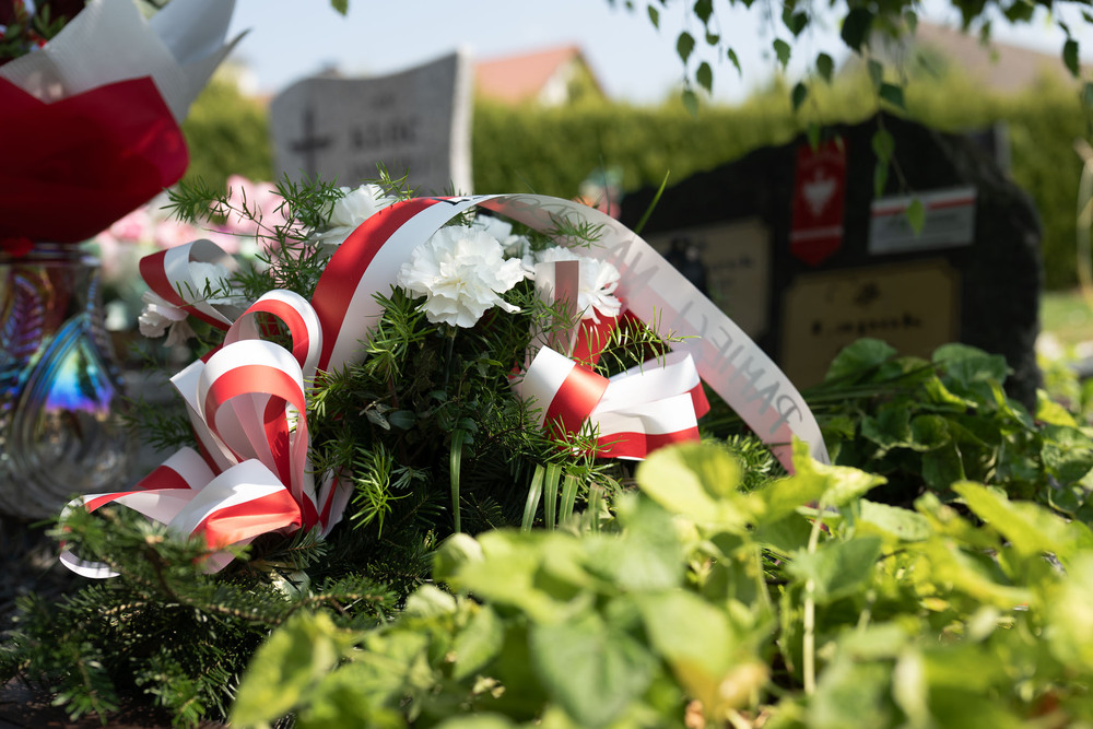 Uroczystość oznaczenia znakiem pamięci „Tobie Polsko” grobu śp. Jana Łapoka. Fot.: IPN Krzysztof Łojko