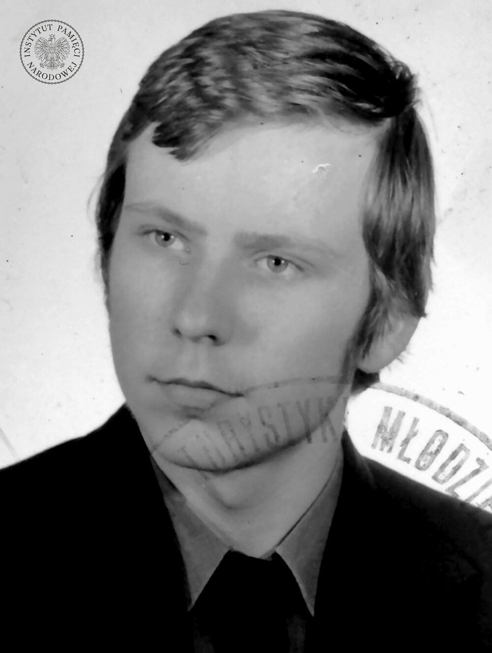 Artur Hajzer, fotografia z akt paszportowych (IPN Ka 620/54645, t. 1)
