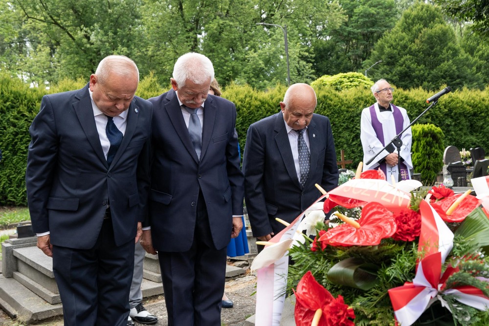 Uroczystość oznaczenia znakiem pamięci „Tobie Polsko” grobu powstańca śląskiego Józefa Dreyzy. Fot.: IPN Krzysztof Łojko