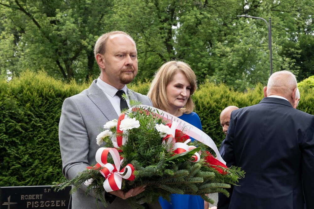 Uroczystość oznaczenia znakiem pamięci „Tobie Polsko” grobu powstańca śląskiego Józefa Dreyzy. Fot.: IPN Krzysztof Łojko