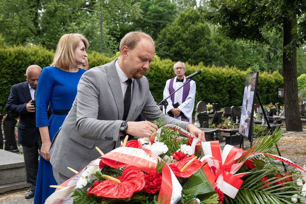 Uroczystość oznaczenia znakiem pamięci „Tobie Polsko” grobu powstańca śląskiego Józefa Dreyzy. Fot.: IPN Krzysztof Łojko