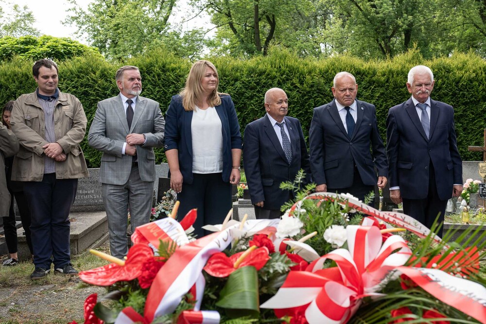 Uroczystość oznaczenia znakiem pamięci „Tobie Polsko” grobu powstańca śląskiego Józefa Dreyzy. Fot.: IPN Krzysztof Łojko