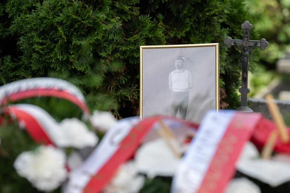 Uroczystość oznaczenia znakiem pamięci „Tobie Polsko” grobu powstańca śląskiego Józefa Dreyzy. Fot.: IPN Krzysztof Łojko