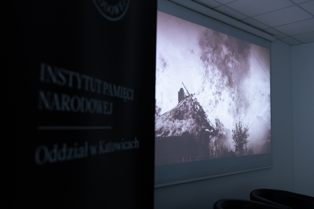 Pokaz filmu „Zmarłych pogrzebać” w Przystanku Historia IPN w Katowicach, 15 lipca 2026. Fot.: IPN Krzysztof Łojko