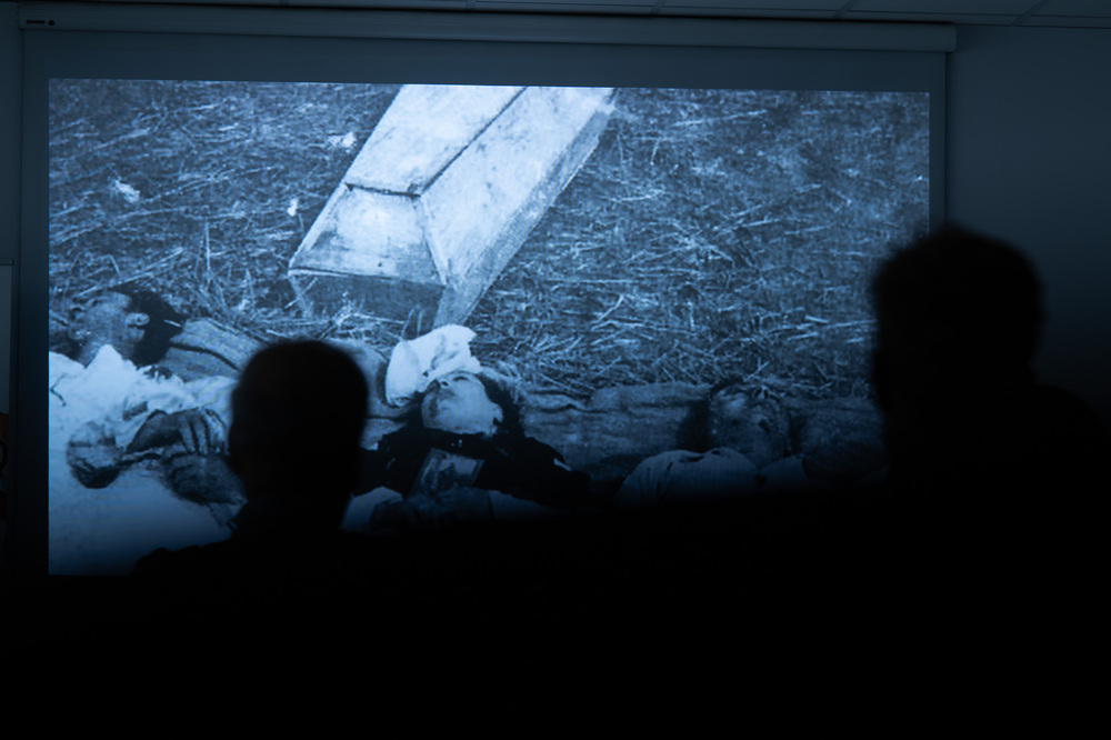 Pokaz filmu „Zmarłych pogrzebać” w Przystanku Historia IPN w Katowicach, 15 lipca 2026. Fot.: IPN Krzysztof Łojko