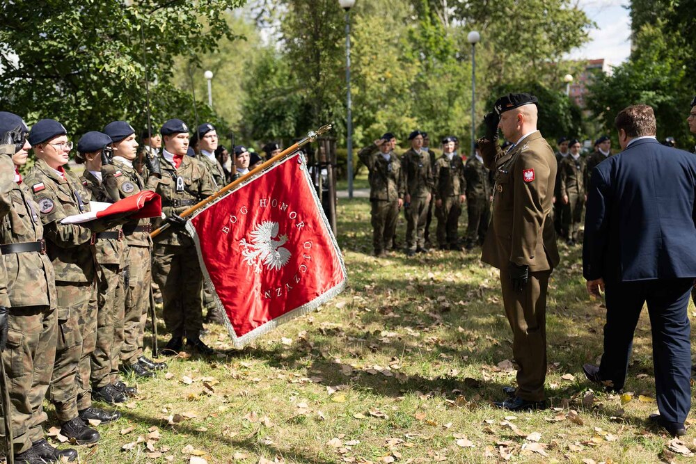 Uroczyste rozpoczęcie roku szkolnego i odsłonięcie tablicy poświęconej rtm. Witoldowi Pileckiemu – Katowice, 1 września 2026. Fot.: IPN Krzysztof Łojko