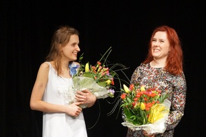 Od prawej: Milena Tejkowska (scenariusz i reżyseria), Justyna Piechota (wykonanie).