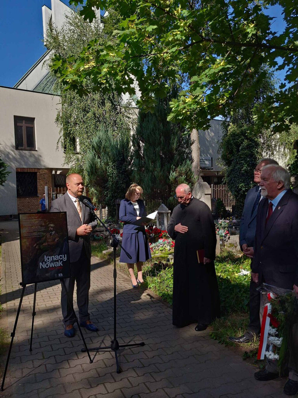Uroczystość oznaczenia grobu dr. Ignacego Nowaka znakiem pamięci ,,Tobie Polsko” – Poznań, 15 września 2026. Fot.: dr Kacper Awzan, Oddział IPN w Poznaniu.