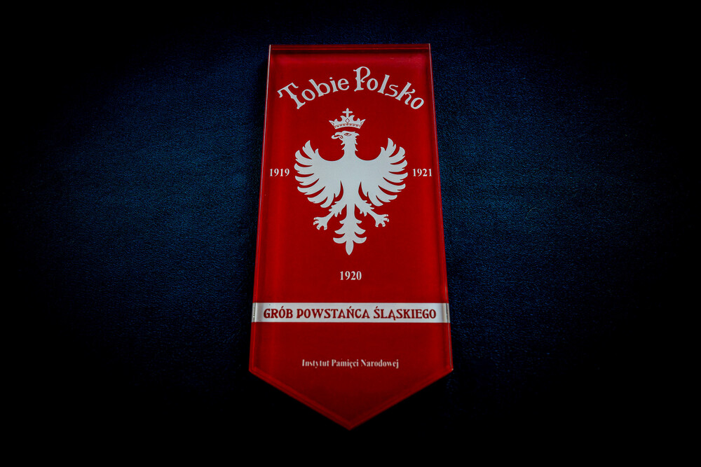 Znak pamięci „Tobie Polsko”.