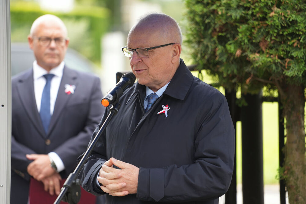 Uroczystość oznaczenia grobu powstańca śląskiego Waleriana Fajfera znakiem pamięci „Tobie Polsko”. Fot.: Ariel Brończyk